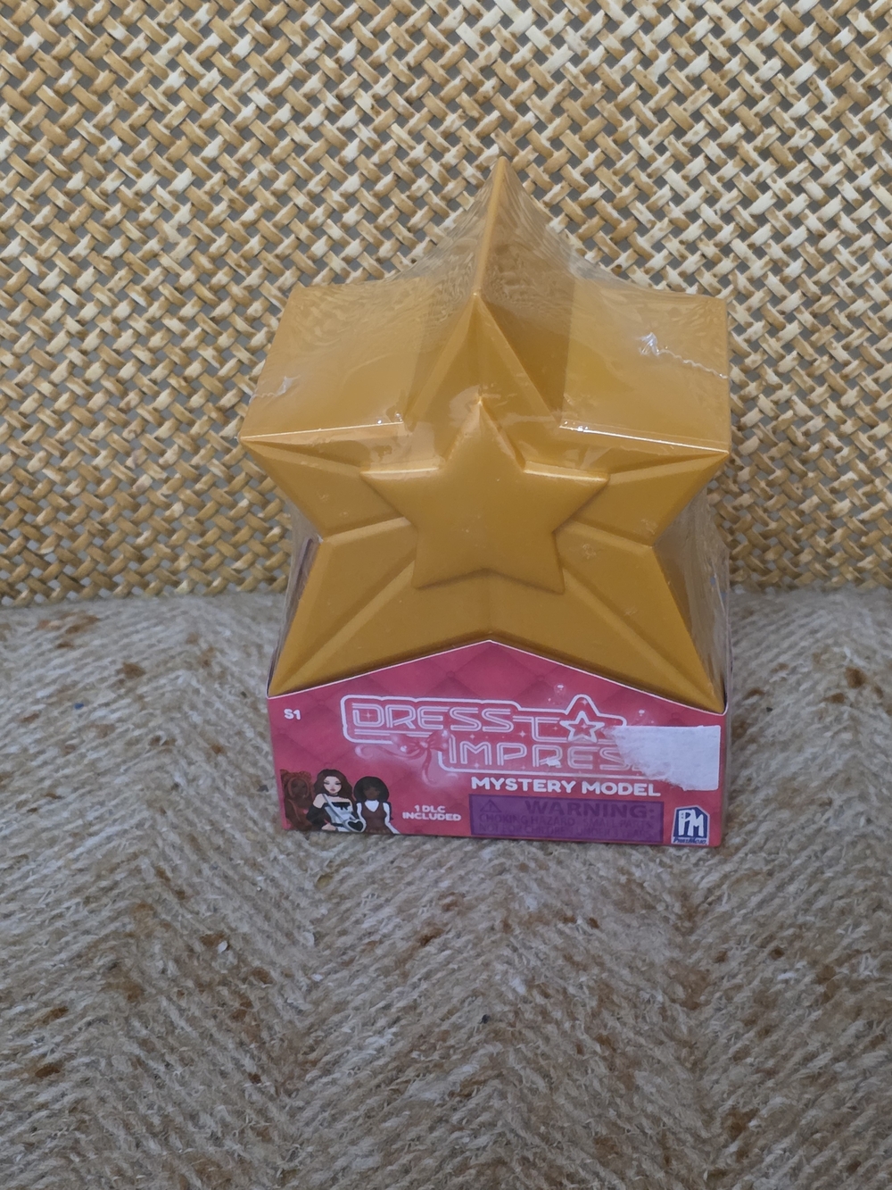 Dress to Impress Mystery Model Blind Box – Series 1 – New